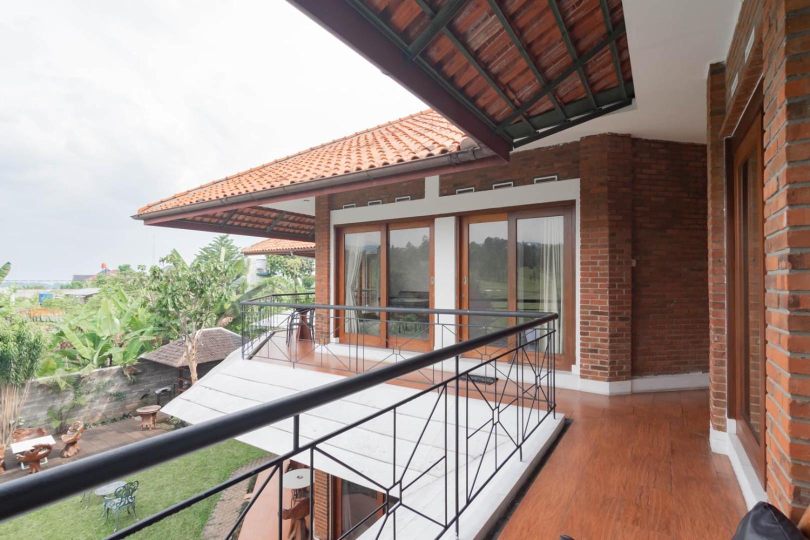 Reddoorz Plus Near Dago Pakar Bandung Exterior foto