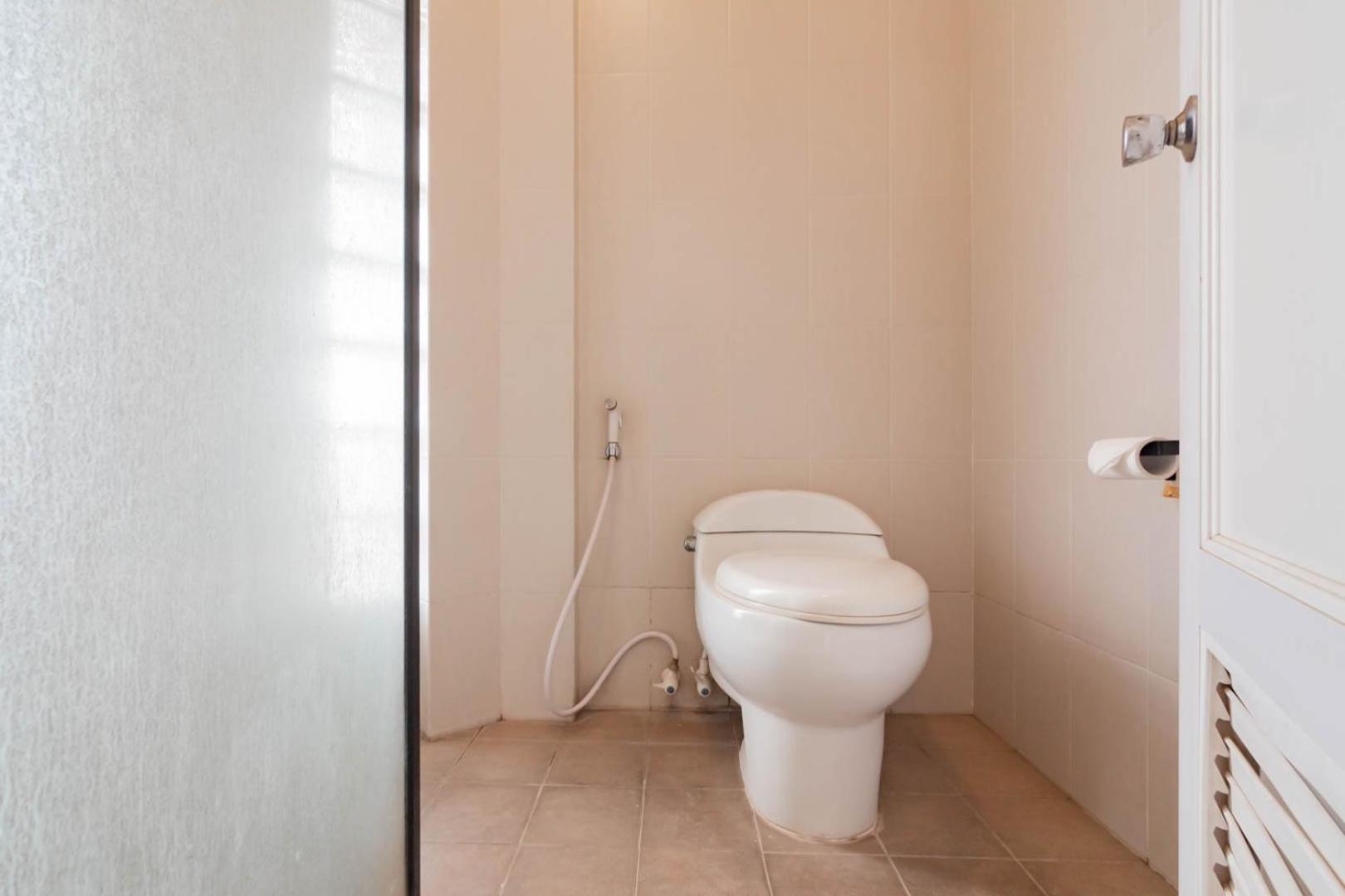 Reddoorz Plus Near Dago Pakar Bandung Exterior foto